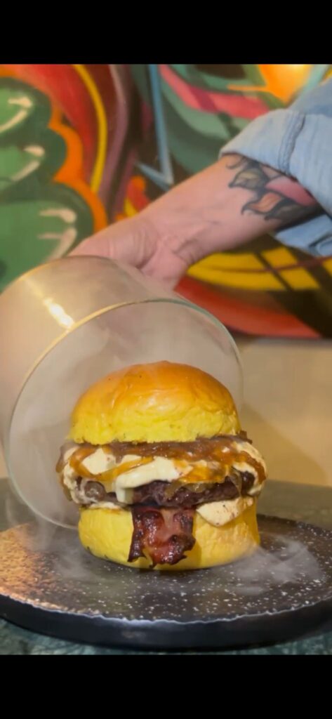 WhatsApp Image 2025-10-24 at 17.01.53 (1)