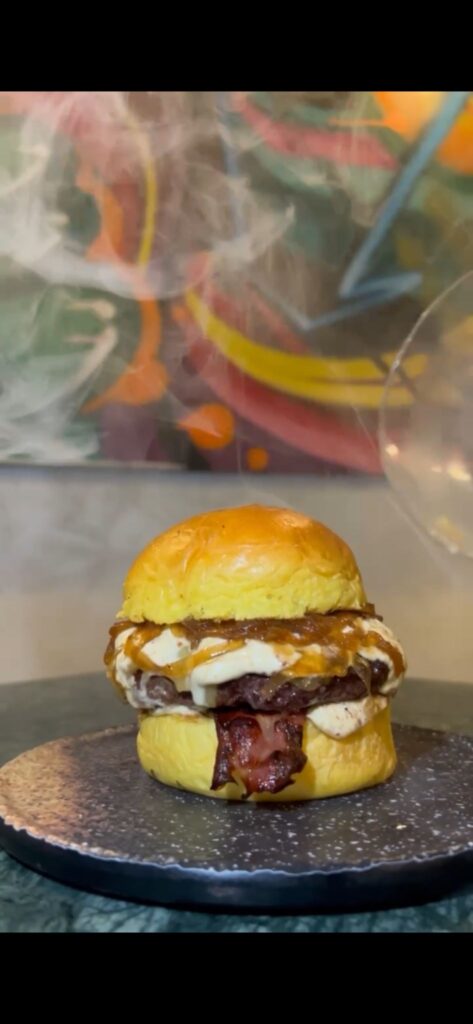 WhatsApp Image 2025-10-24 at 17.01.53