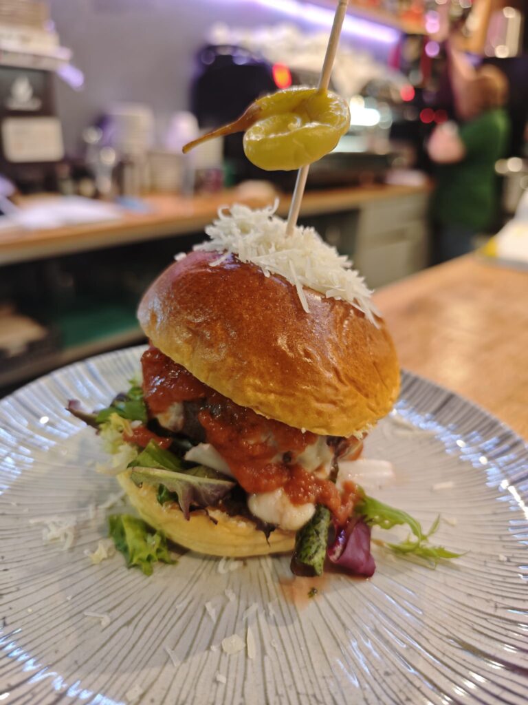 WhatsApp Image 2025-11-04 at 13.34.30 (1)